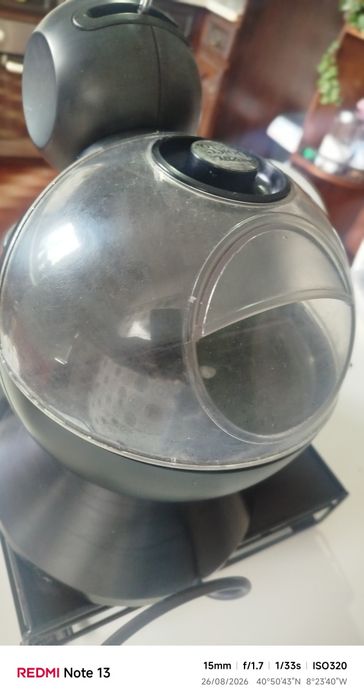 Vendo máquina de café Doce Gusto mais gaveta das cápsulas de café