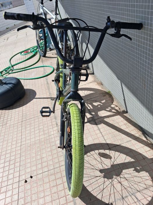 Bicicleta BMX Wipe