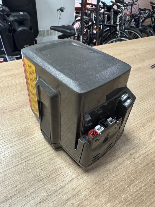 Akumulator Husqvarna BLi200X -- otoLombard Lumik skup narzędzi