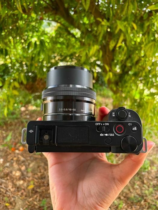 Sony ZV-E10 com lente do kit 16-50mm f/3.5-5.6