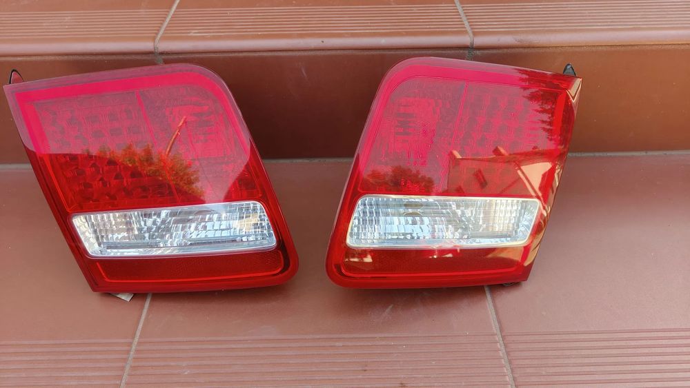 Audi A8 D3 Lampa Tył Tylna W Klape Prawa Jak Nowa Idealna