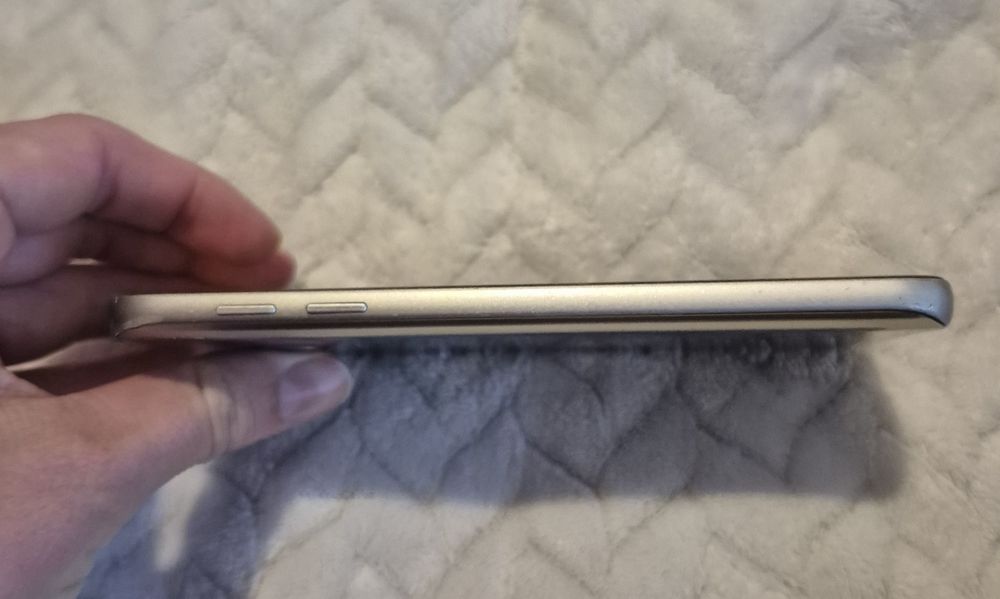 Продам Samsung galaxy s7