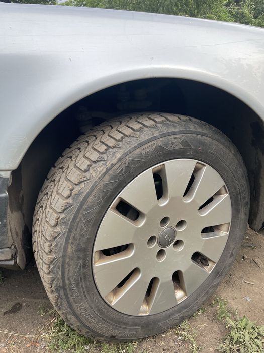 Audi A8 3.7 Quattro