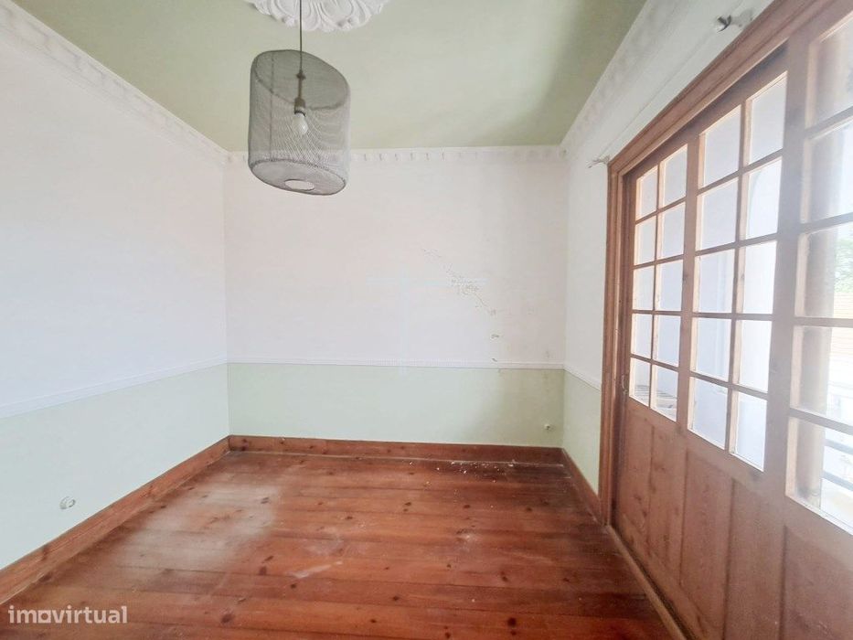 Escritório com casa de banho - Seixal