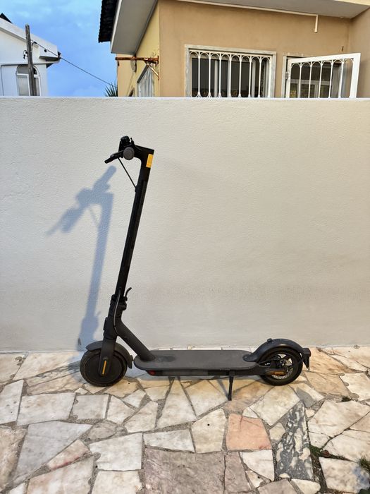 Trotinete Xiaomi Mi Essential Scooter