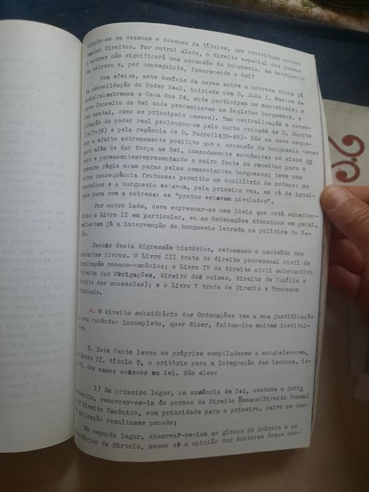 Resumos dactilografados de Direito Romano