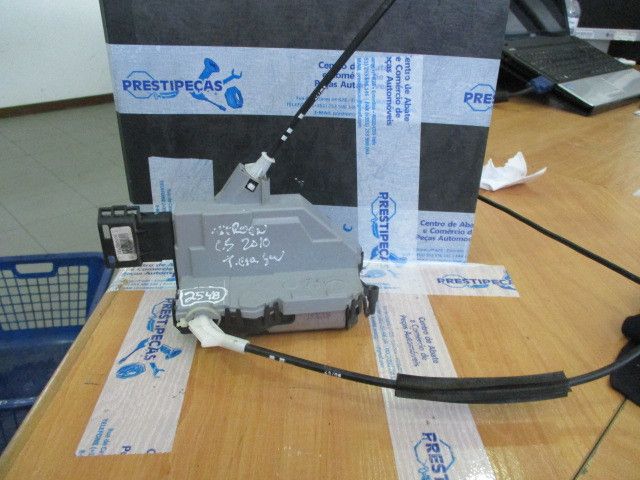 Fechadura / fecho porta trás esquerdo CITROËN C5 III (RD_)