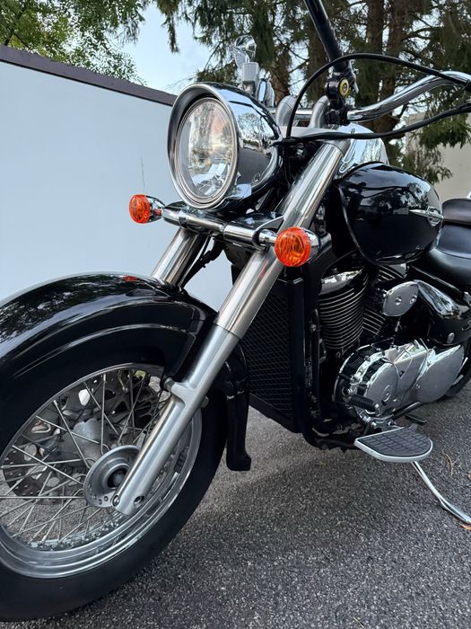 Suzuki Intruder C 800