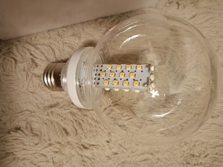 żarówka LED 3W E27