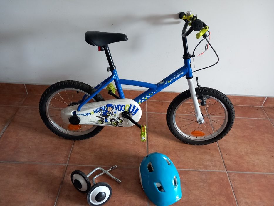 Com  bicicleta roda 16
