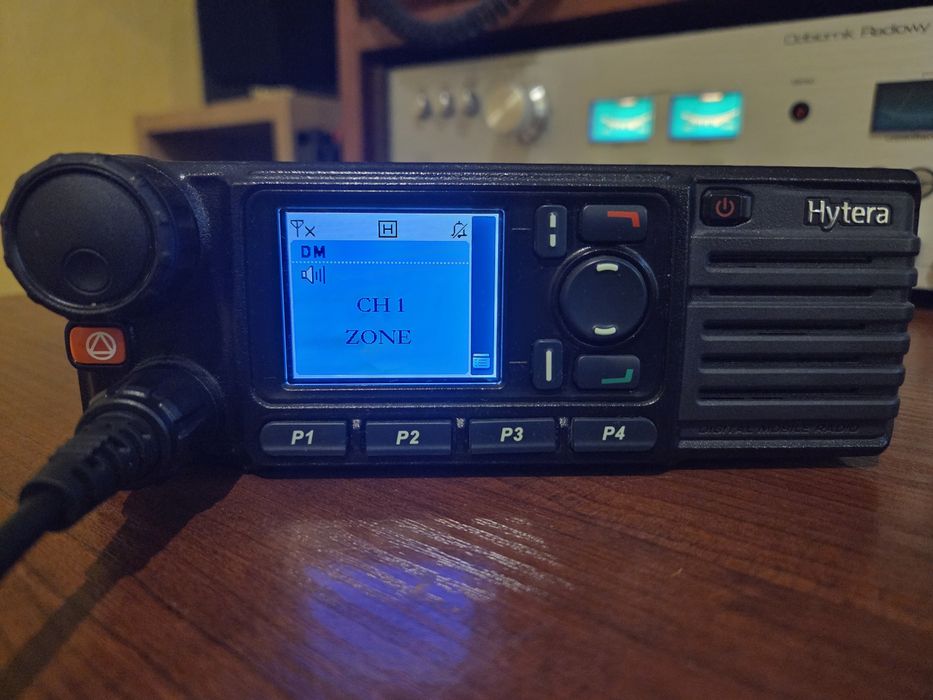 Radiotelefon cyfrowy Hytera MD785