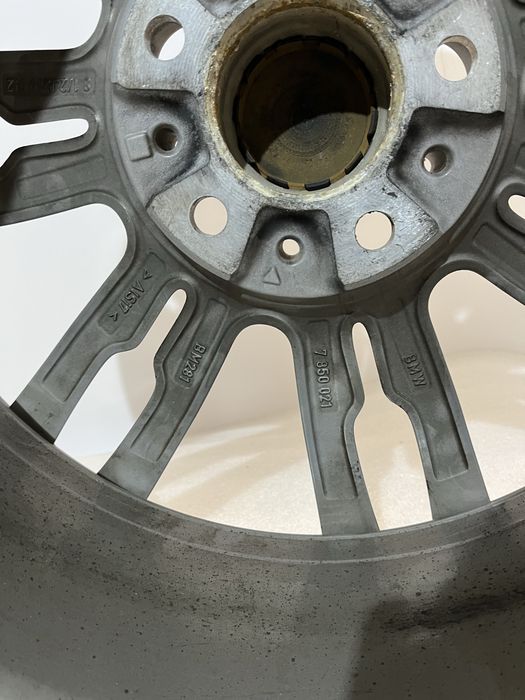 Oryginalna felga BMW M-pakiet 19 cali et 47