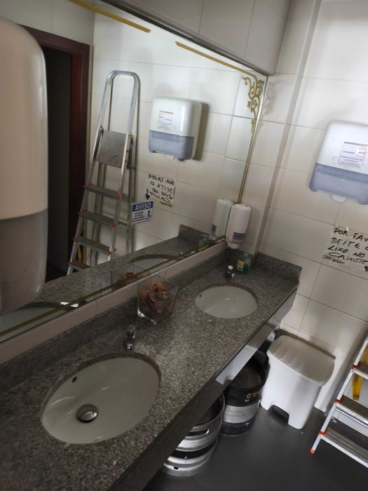 Aluga-se Restaurante bem localizado ás Portas de Benfica