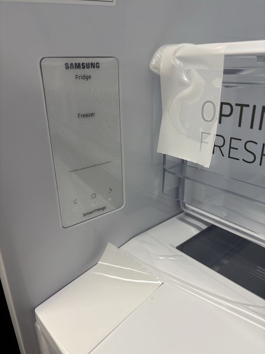 Lodówka SAMSUNG 203 cm