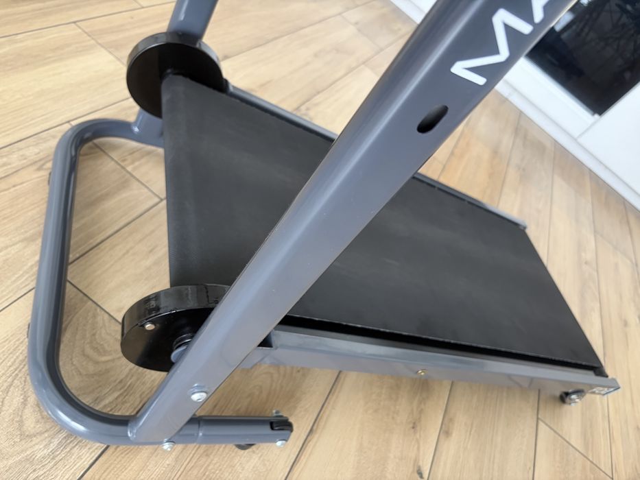 Bieżnia magnetyczna MASTER F-02