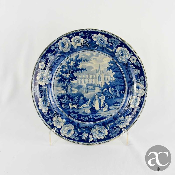 Prato faiança inglesa Staffordshire, dec. Mosteiro da Batalha, séc XIX