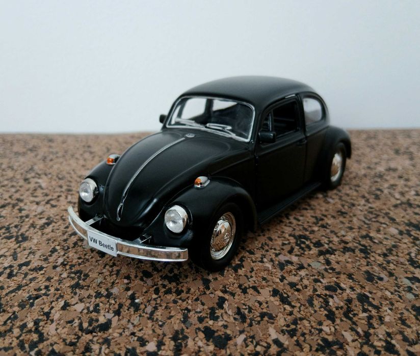 1946 Volkswagen Beetle (escala 1:32)64861331975042120