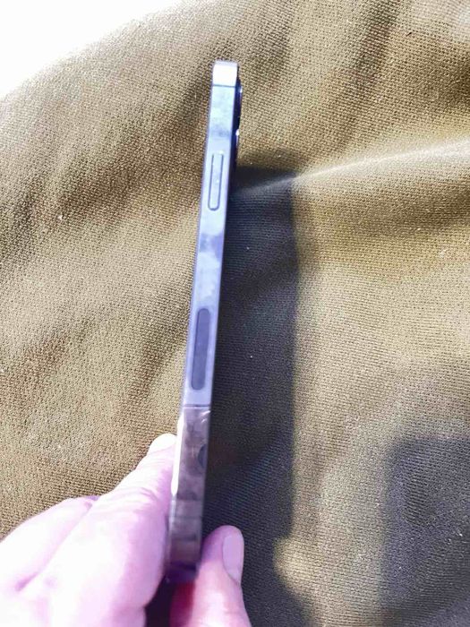 Продам iphone 12 pro