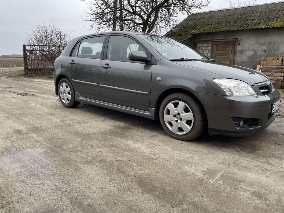 Toyota corolla 2005r +lpg
