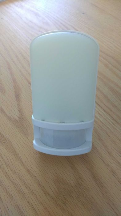 Luz de presença com sensor movimento