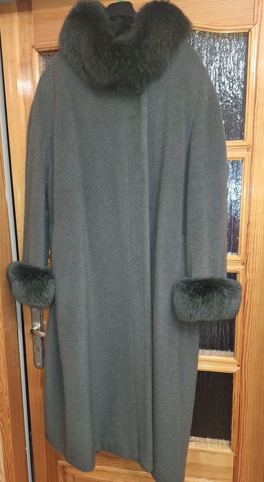 płaszcz wełniany Aryton Woolmark zielony z naturalnym futrem