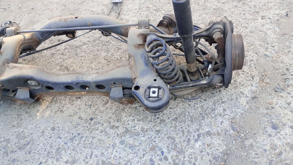 Belka Tylna Zawieszenia BMW E81 E82 E87