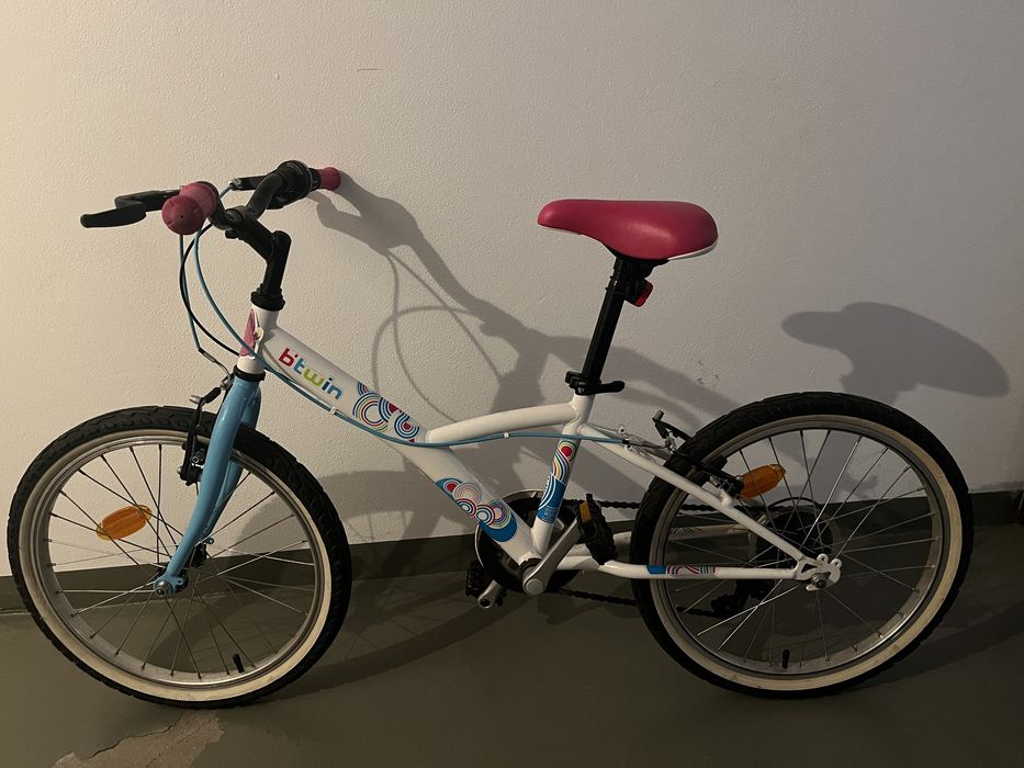 Bicicleta roda 20 de menina