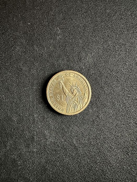 1 dolar americano.