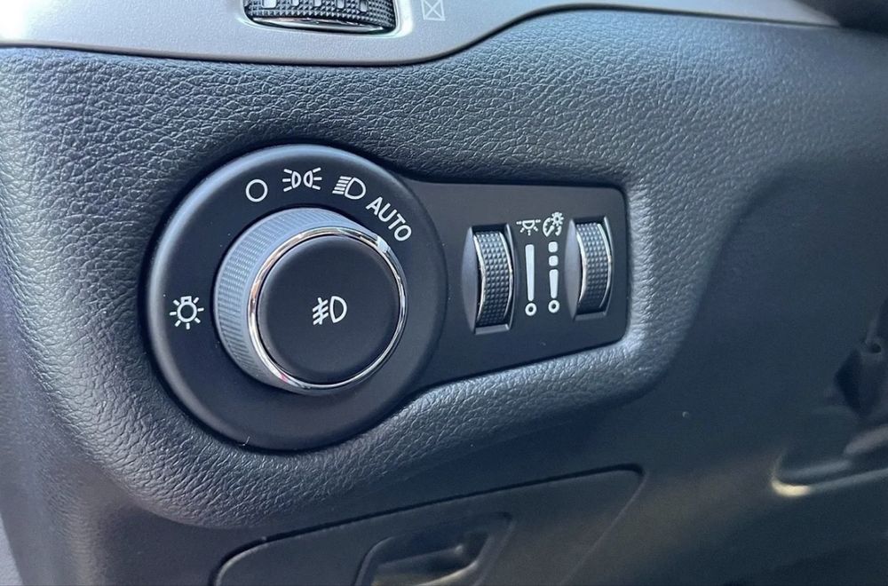 Jeep Cherokee 3,2