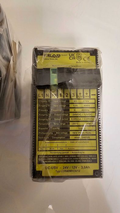 Zasilacz z buforowaniem wyjściowym