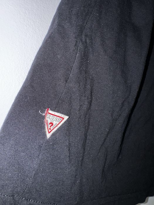 T-shirt Guess - Tamanho M