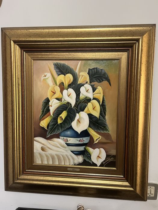 Quadro original a óleo – A. Ribeiro – Copos-de-leite – Moldura Clássica