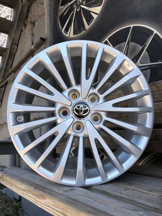 777 Новые оригинальные диски R18 5/114.3 Toyota Camry Lexus