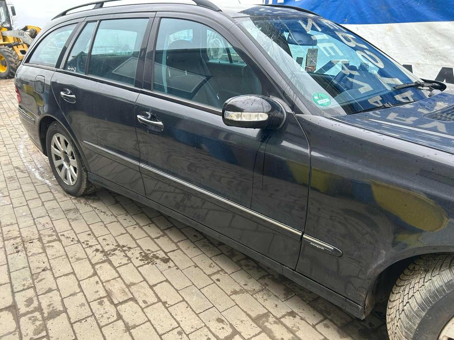 Mercedes E-Klasa W211 C197 320CDI/ Na części