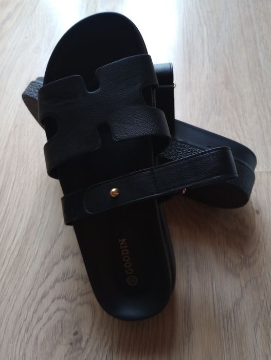 Nowe  sandały  GOODIN