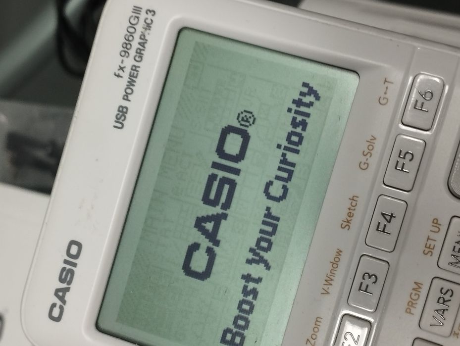 Calculadora gráfica Casio fx-9860gIII Python