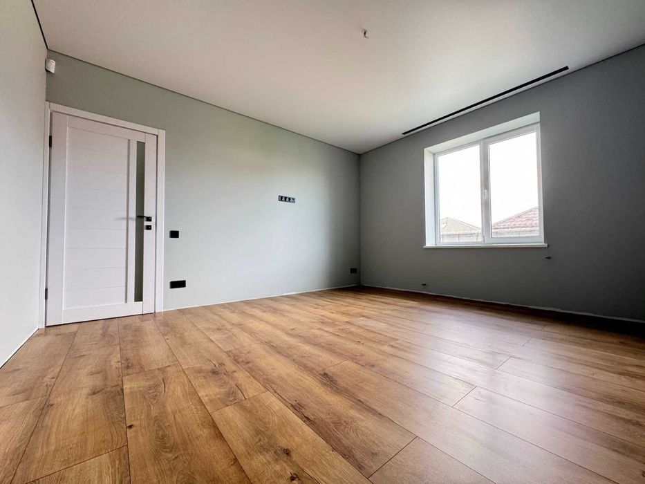 р Продається новий окремий будинок біля Райського саду