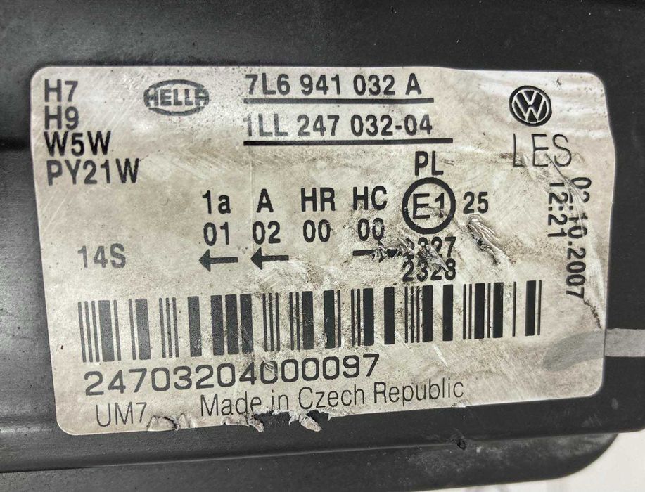 Фара Фари 7L6941031A \ 7L6941032A Volkswagen Touareg 2006 - 2009