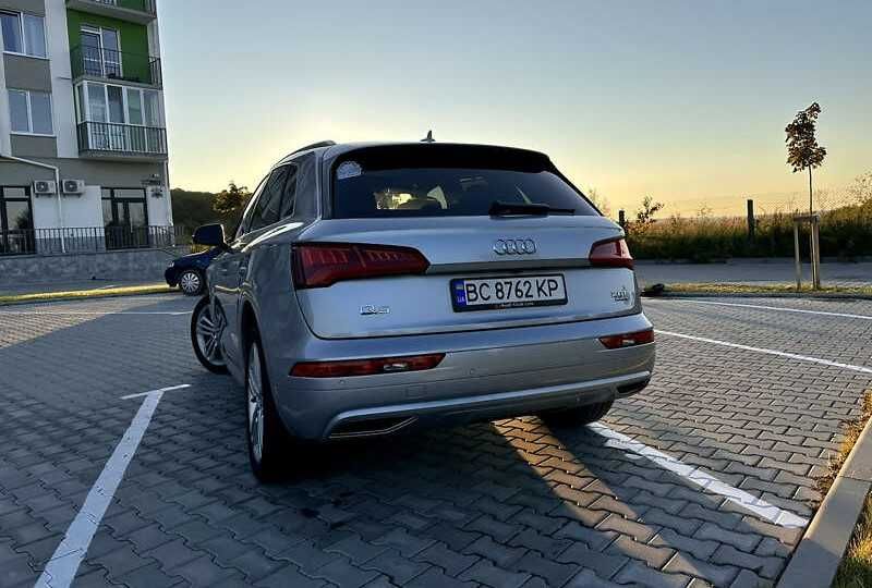 Продам Audi Q5 Premium+