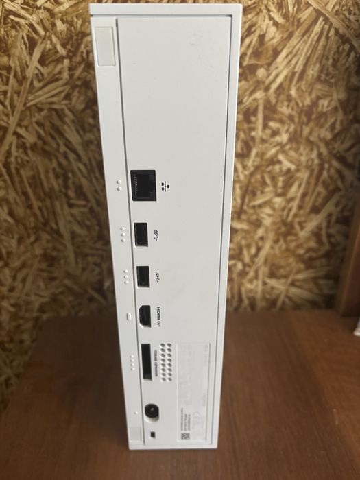Продаю Xbox Series S