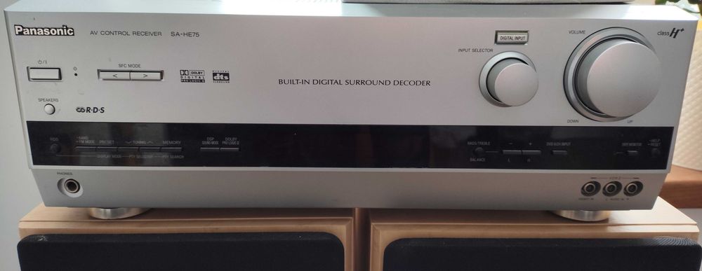 Kolumny podłogowe TANNOY M5 Amplituner i Subwoofer aktywny Panasonic
