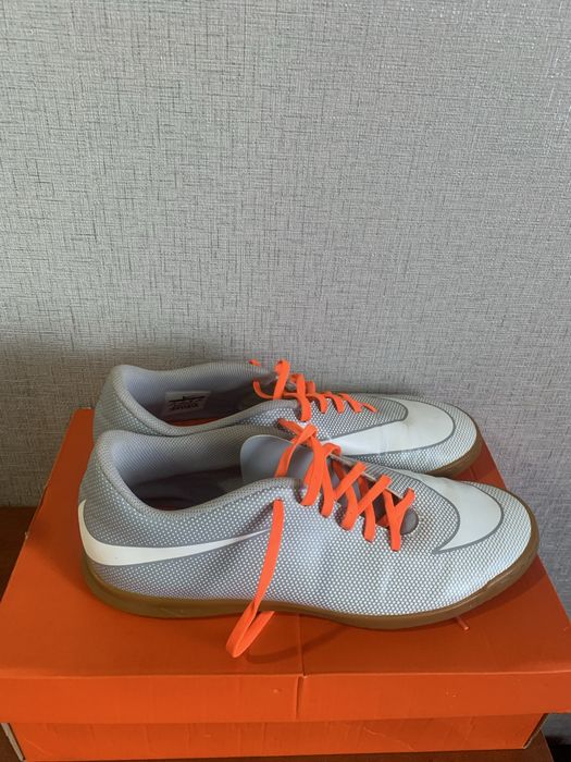 Футзалки 46 розмір Nike оригінал