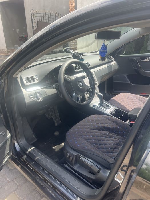 Volkswagen Passat б7 седан 2.0 TDI
