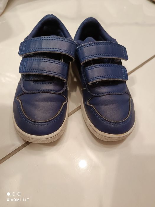 Adidasy dziecięce  cena za 2 pary rozmiar 20/22.5