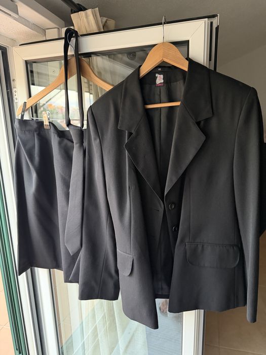 Traje academico com sapatos