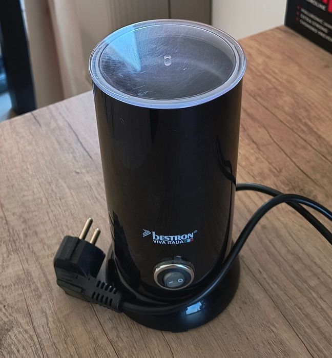 Elektryczny spieniacz do mleka bestron