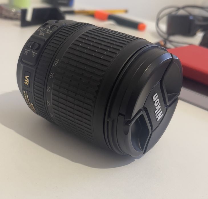 Nikon Reflexo D3200 -Nikkor 18-105mm