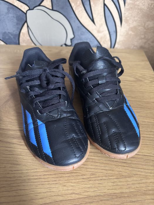 Футзалки adidas