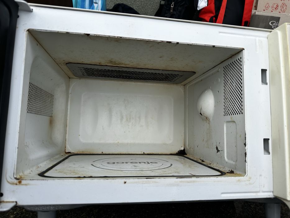 Мікрохвильова піч Gorenje