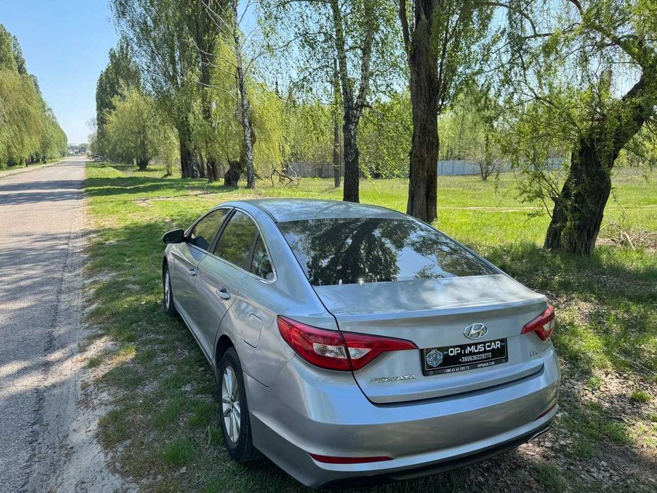 Оренда автомобіля Hyundai Sonata